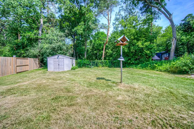 Additional image 38 of 48 Barbara Cres