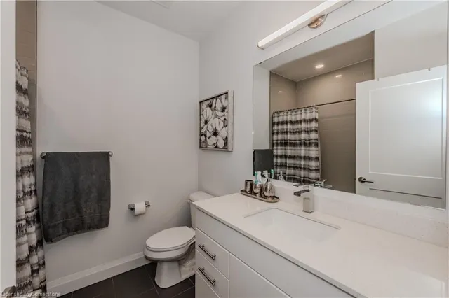 Additional image 21 of 399 Queen St Unit 313