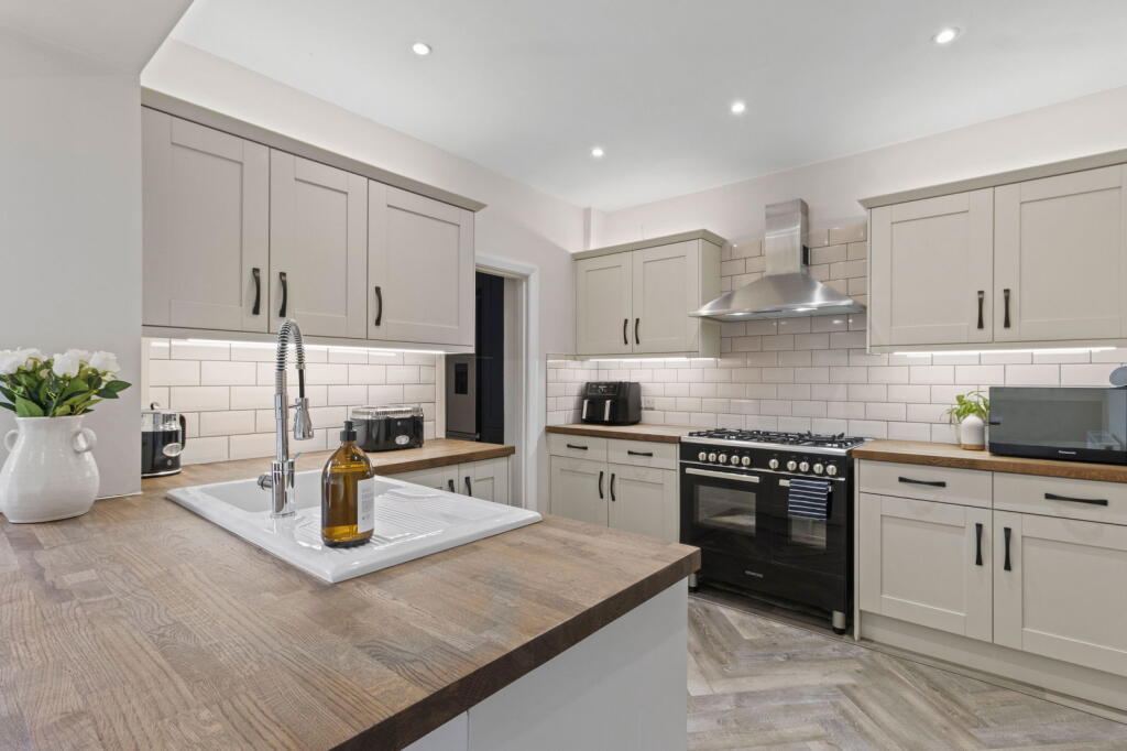 Additional image 12 of Pevensey Bay Road, Eastbourne, BN23 6JF