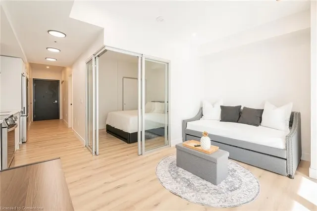 Additional image 12 of 5 Wellington St Unit 1403