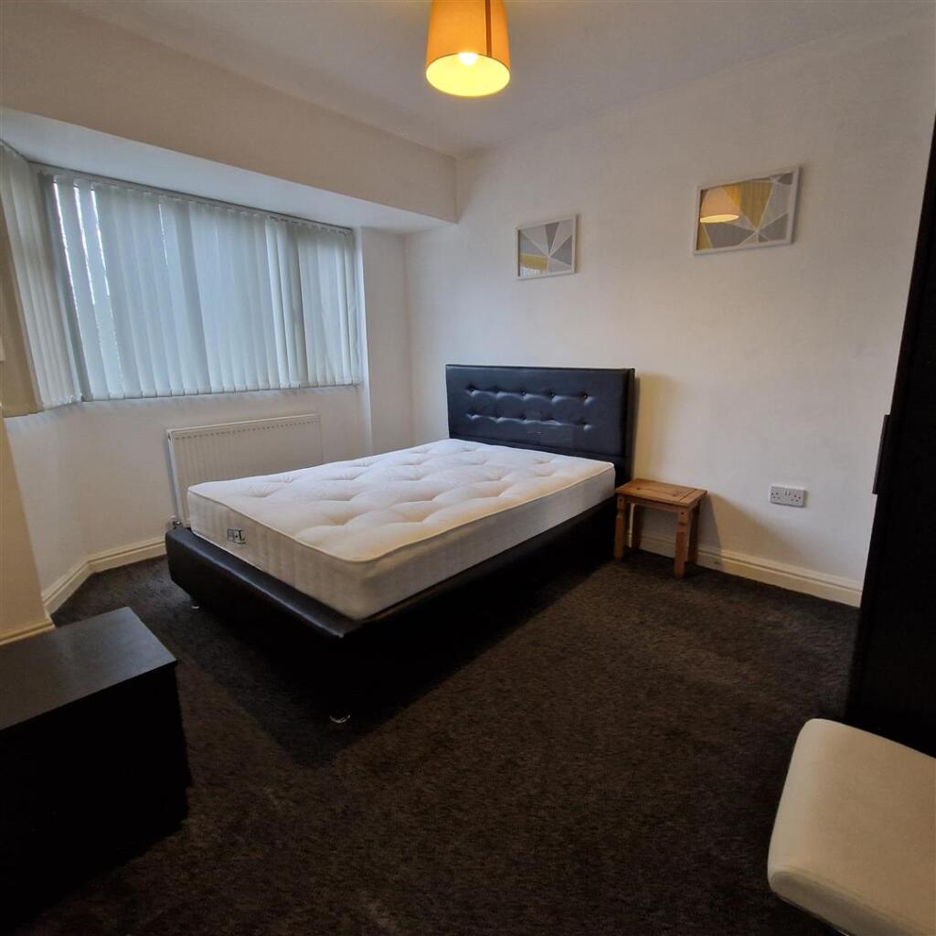 Additional image 6 of Houseshare, Old Lode Lane, Solihull