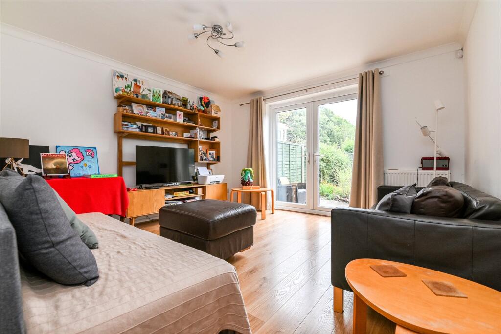 Additional image 4 of Fawn Gardens, New Milton, Hampshire, BH25