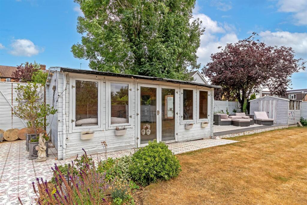 Additional image 26 of Watford Road, St. Albans