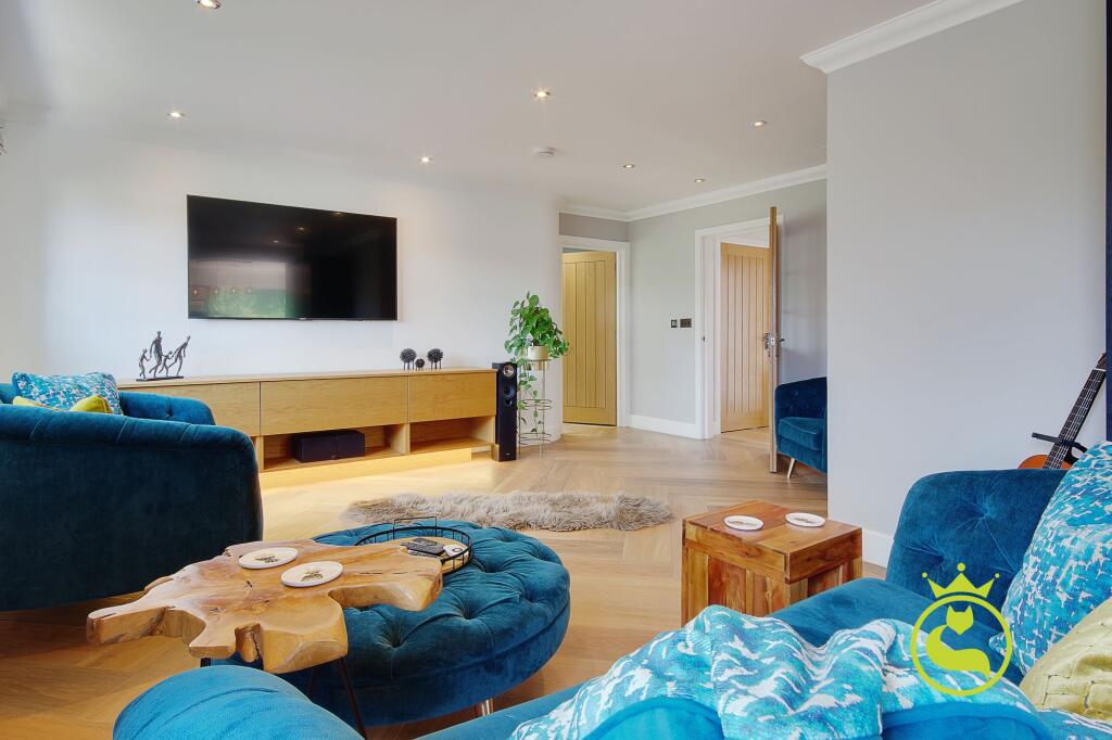 Additional image 9 of SECLUDED POSITION- De Redvers Road, Lower Parkstone BH14