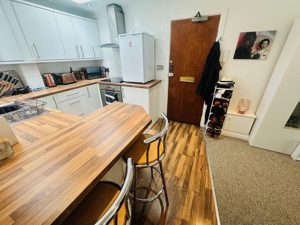 Additional image 10 of Knyveton Road, BOURNEMOUTH