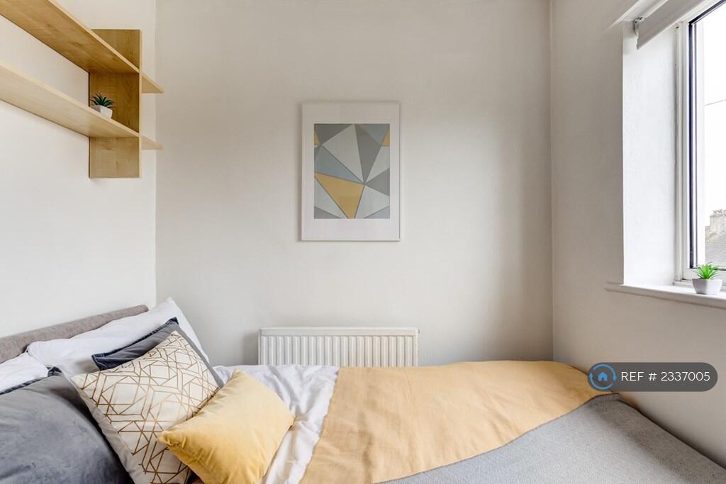 Additional image 8 of Bevendean Crescent, Brighton, BN2