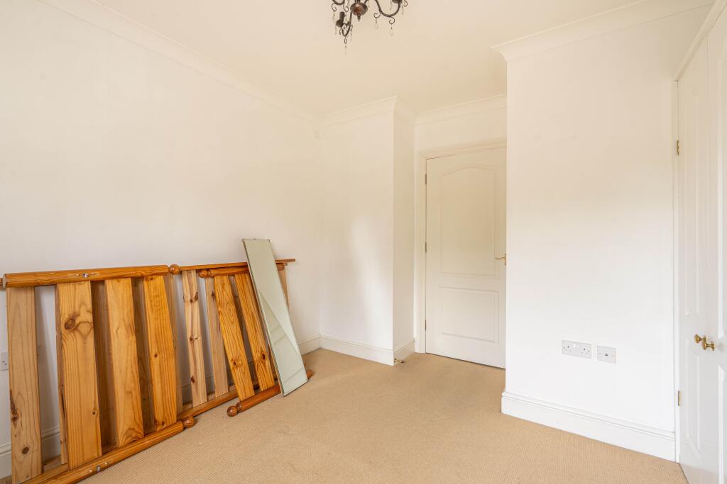 Additional image 12 of Oaklands Court, Welwyn, AL6