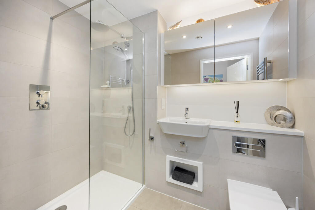 Additional image 12 of Brighton Road, Worthing, BN11