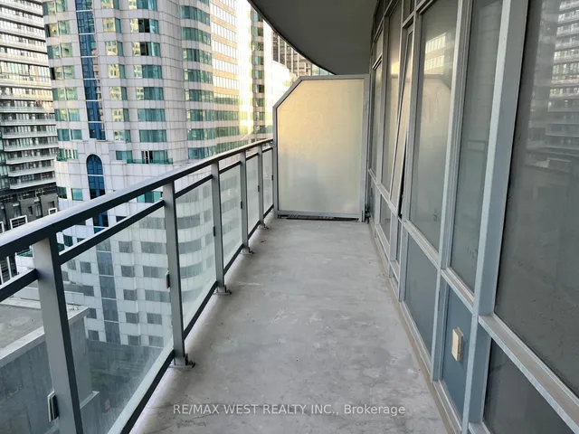 Additional image 23 of 21 Widmer St Unit 1209