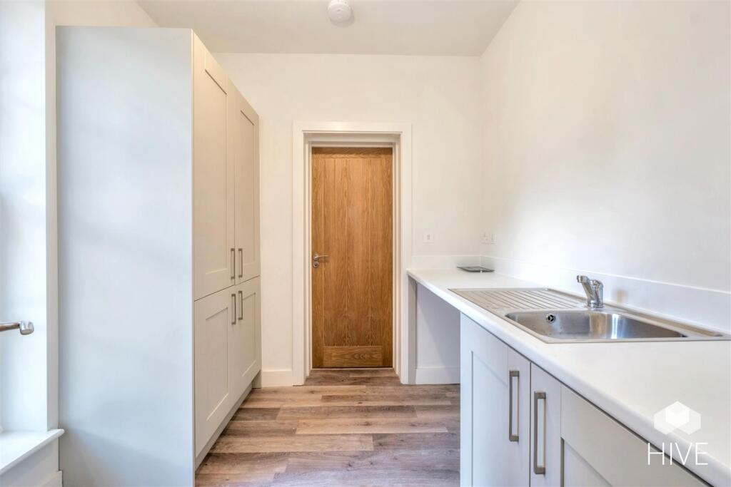 Additional image 14 of Woolsbridge Road, Ashley Heath, Ringwood