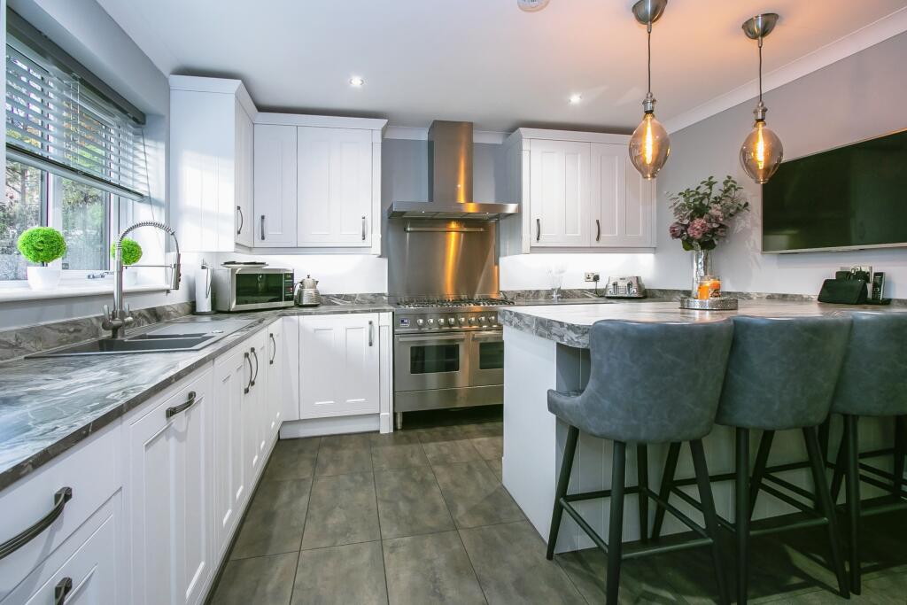 Additional image 9 of Loders Close, West Canford Heath, Poole, Dorset, BH17