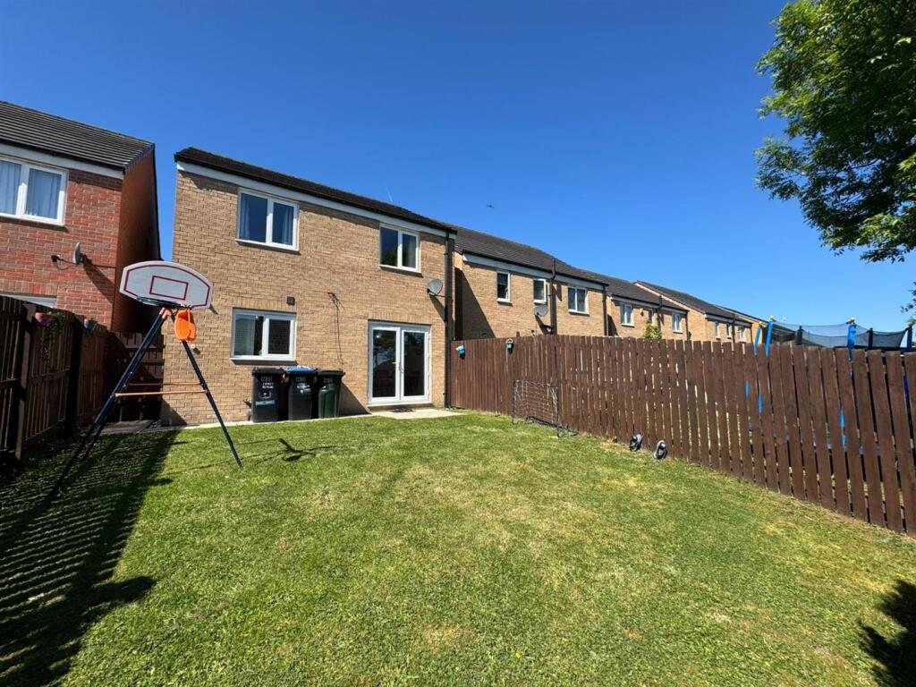 Additional image 27 of Dukes Avenue, Bradford