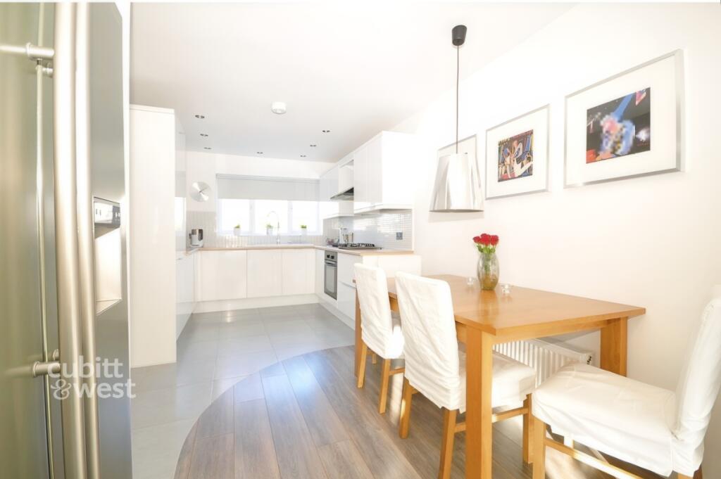 Additional image 6 of Giles Close Yapton BN18