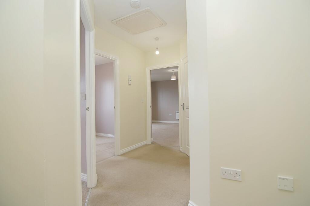 Additional image 15 of Newhall Park Drive, Bradford, BD5