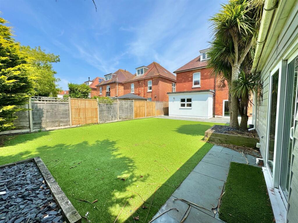 Additional image 5 of Grand Avenue, Bournemouth