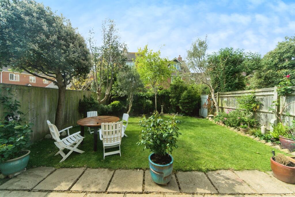 Additional image 17 of Silver Strand West, Eastbourne