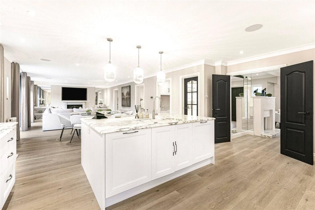 Additional image 10 of Brookmans Avenue, Brookmans Park, AL9