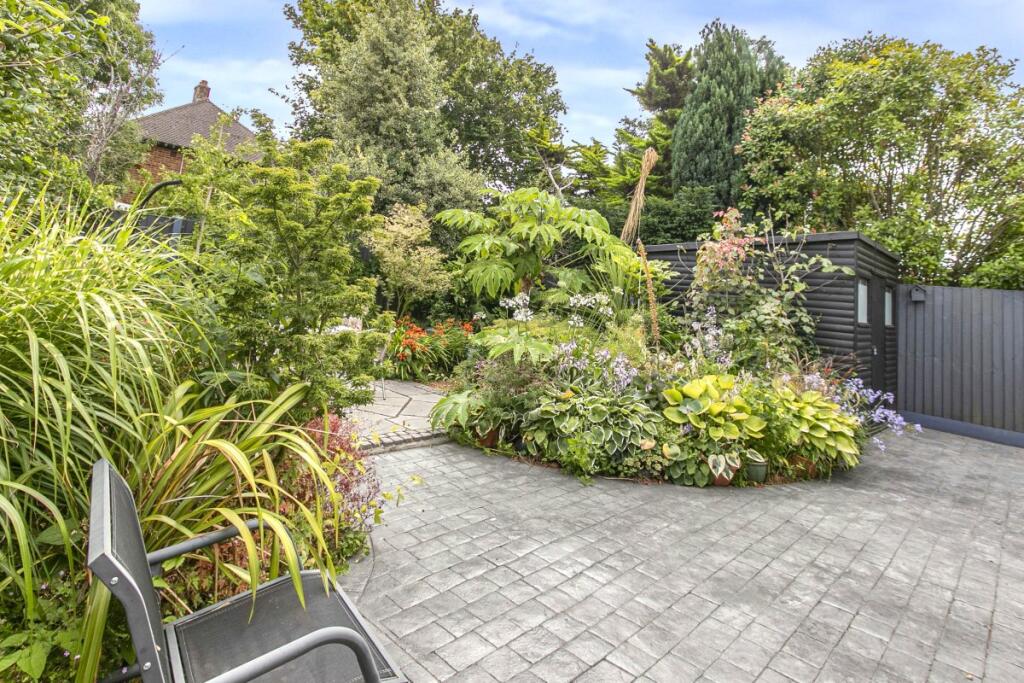 Additional image 14 of Julyan Avenue, Wallisdown