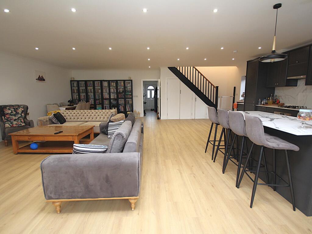 Additional image 19 of Sopers Lane, Poole, BH17