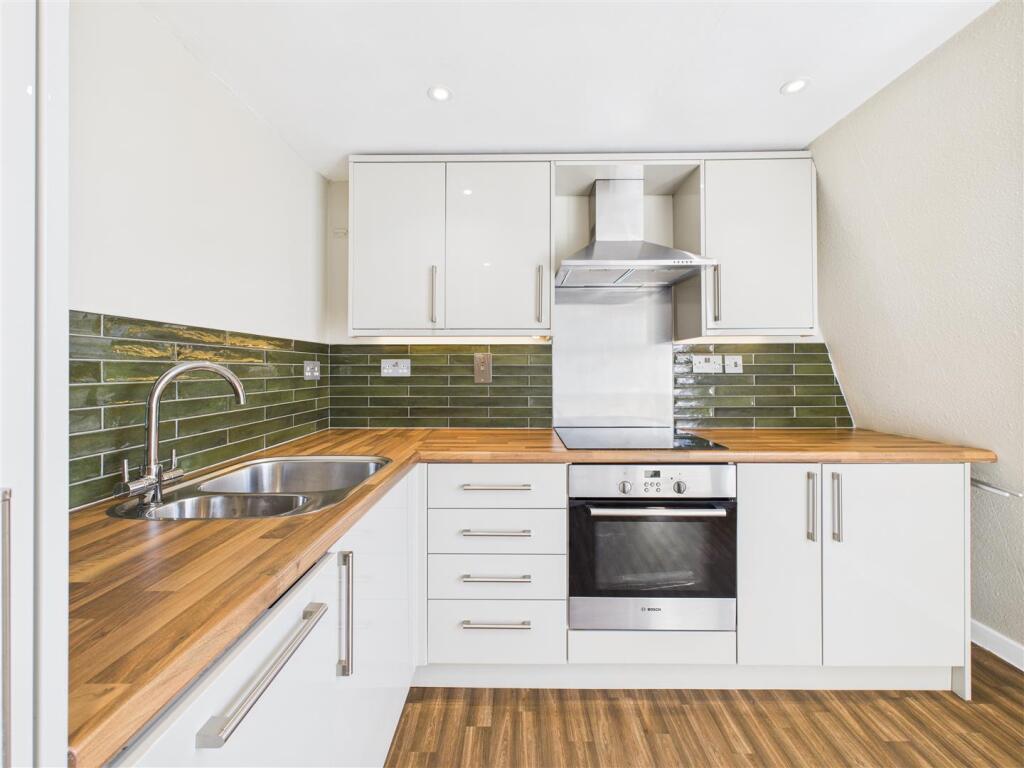 Additional image 4 of Rivers Street, City Centre