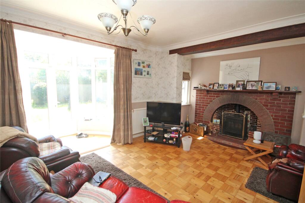 Additional image 18 of Highlands Road, Barton on Sea, New Milton, Hampshire, BH25