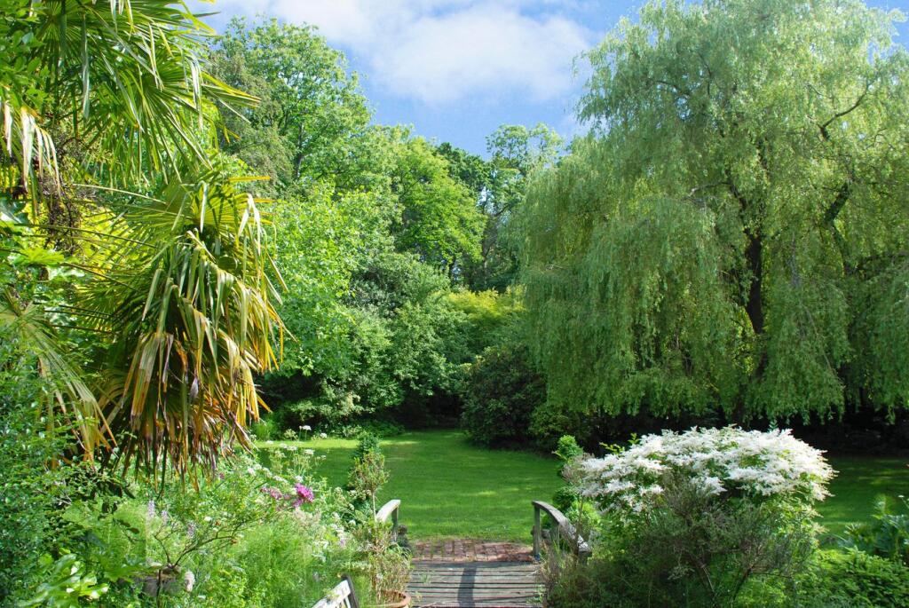 Additional image 32 of South Drive, Ossemsley, New Milton, BH25