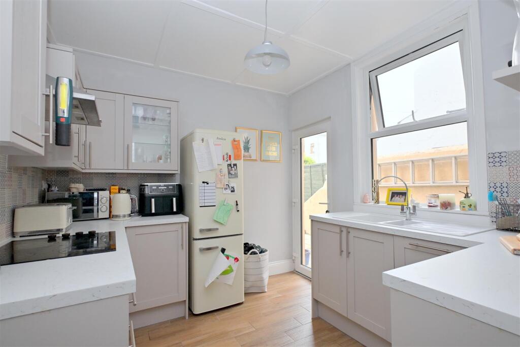 Additional image 5 of Eshton Road, Redoubt, Eastbourne