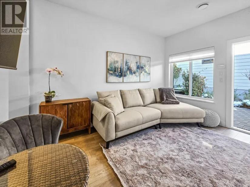 6511 KITCHENER STREET|Burnaby, British Columbia V5B2J7