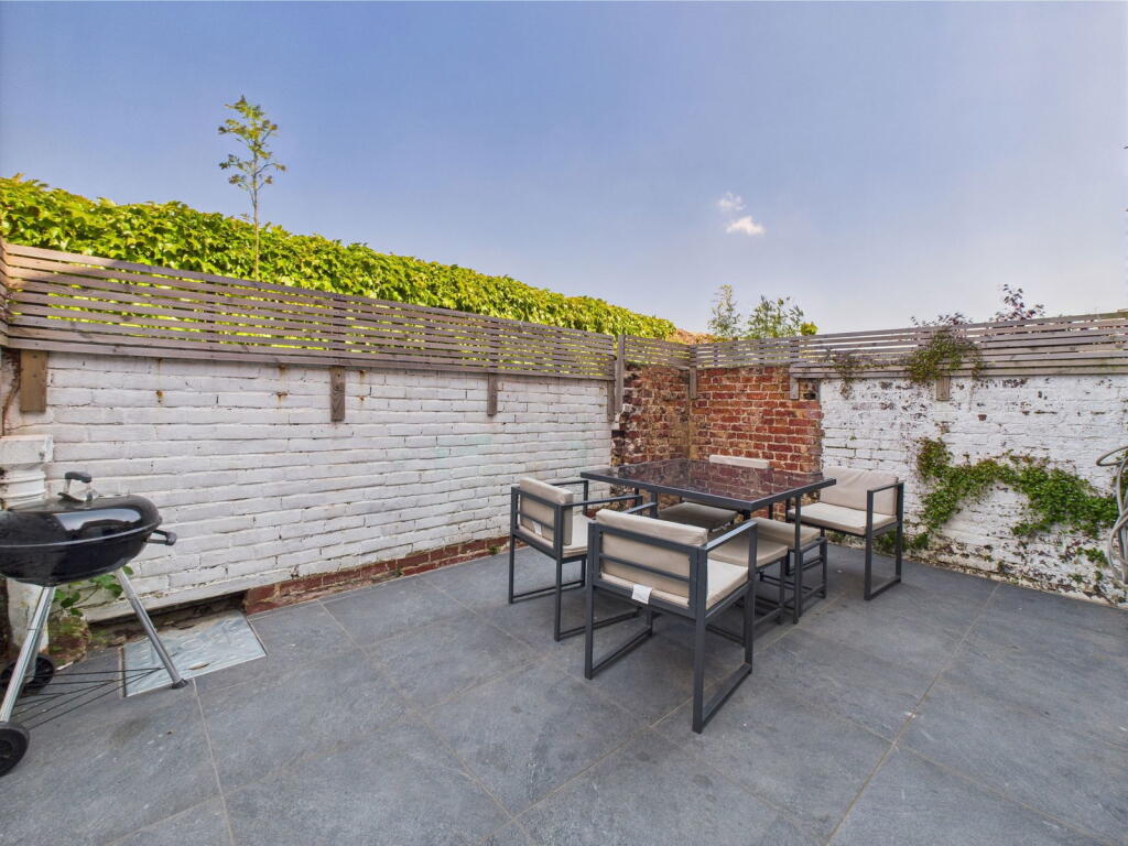 Additional image 17 of Warwick Gardens, Worthing, BN11 1PF