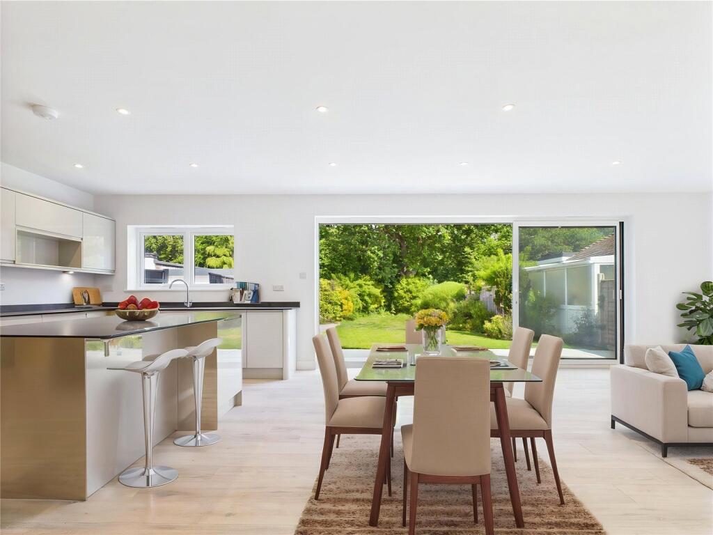 Additional image 21 of Buce Hayes Close, Highcliffe, Christchurch, Dorset, BH23