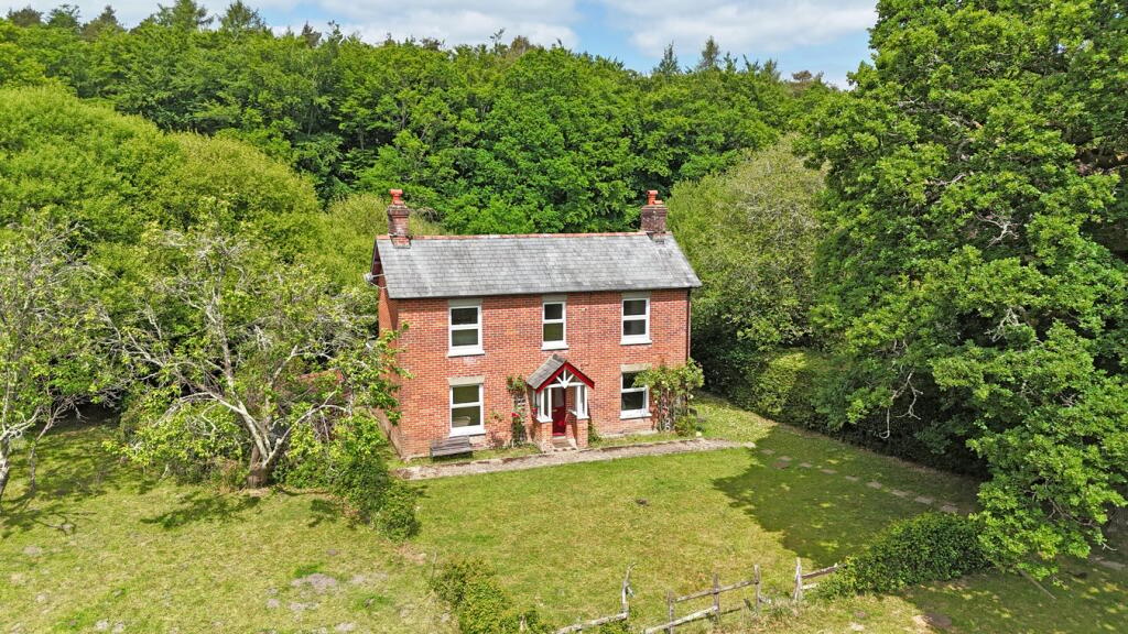 Additional image 7 of Lyndhurst Road, Burley, Ringwood, BH24