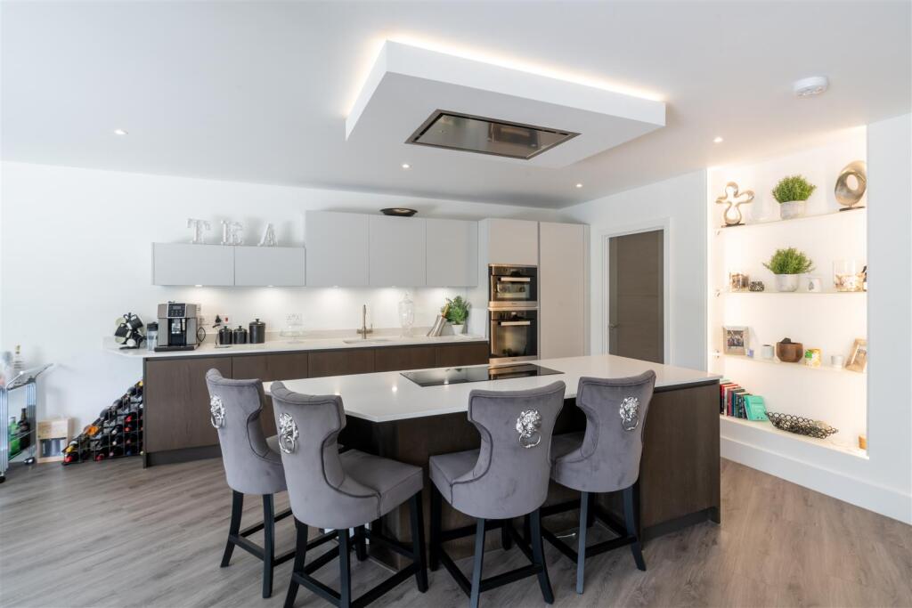 Additional image 6 of Salterns Way, Lilliput