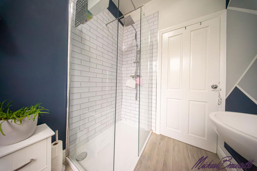 Additional image 16 of Reevy Road, Bradford, BD6 1TQ