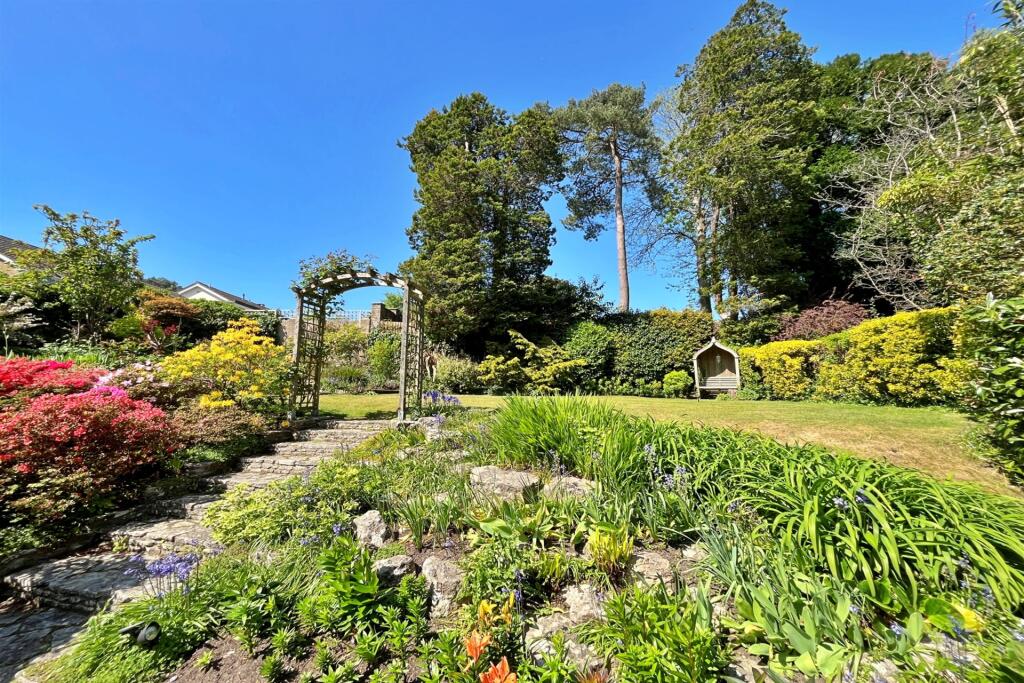 Additional image 28 of Broadstone