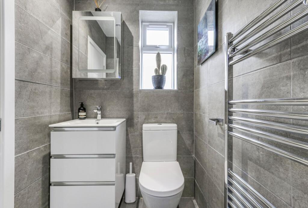 Additional image 11 of Julyan Avenue, Wallisdown