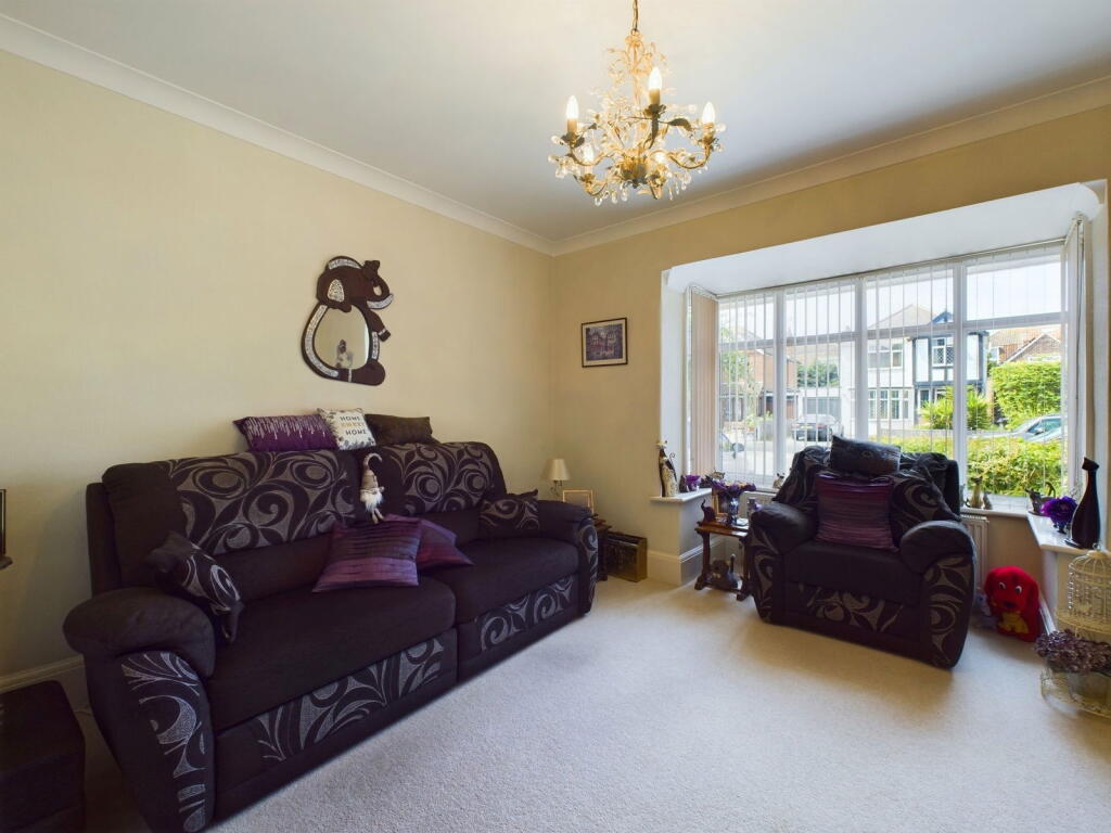 Additional image 4 of Pembroke Avenue, Marine, Worthing, BN11