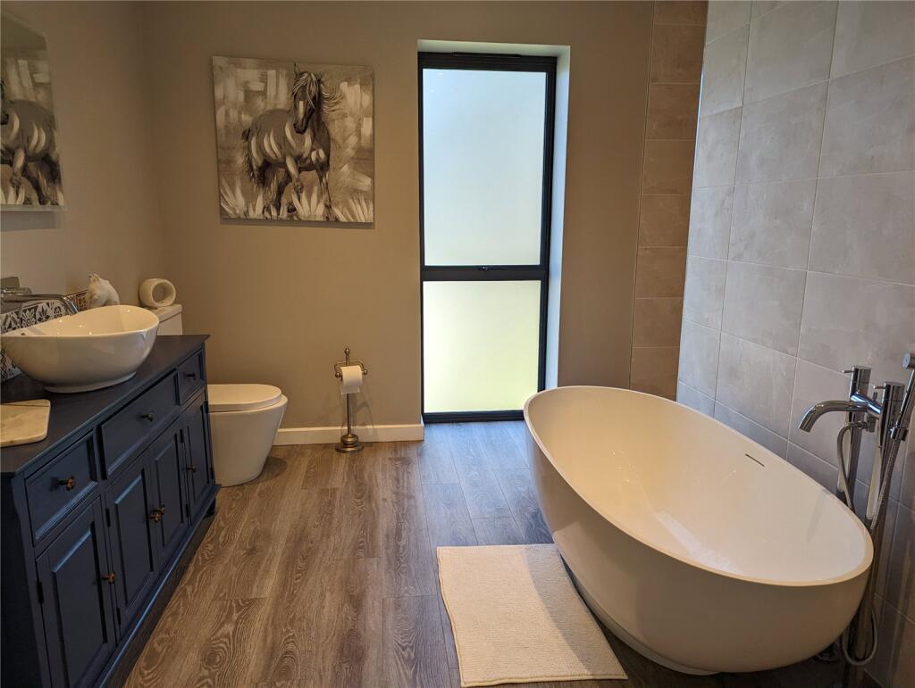 Additional image 18 of Avon Castle Drive, Ringwood, BH24