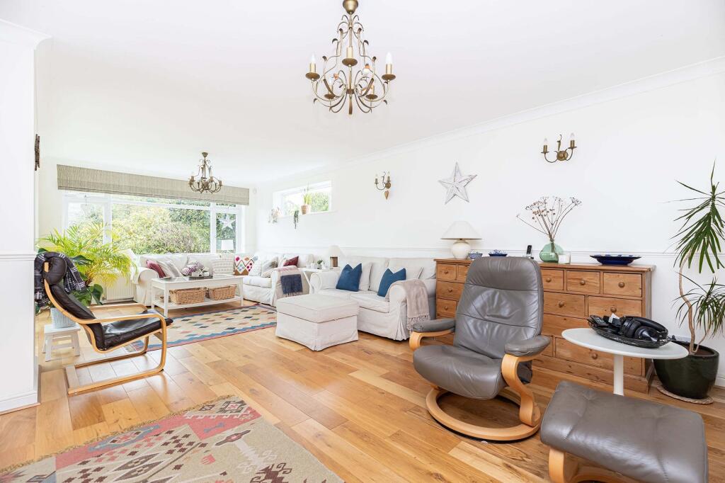 Additional image 9 of Barton Wood Road, Barton On Sea, New Milton, Hampshire. BH25 7NN