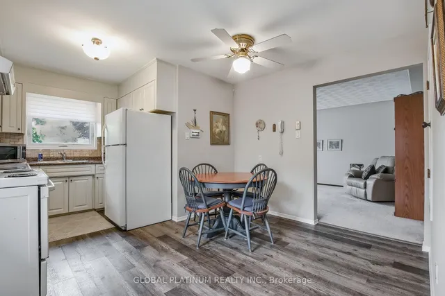 Additional image 8 of 105 Silverspring Cres