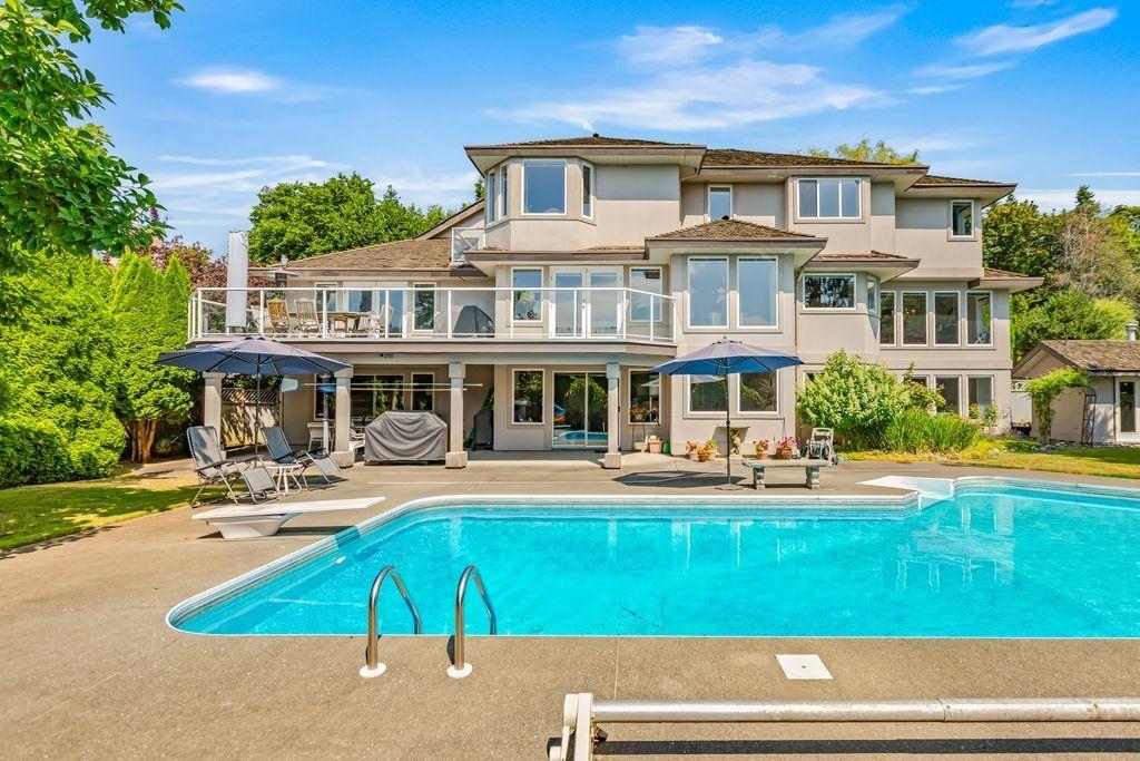 16672 77 AVENUE|Surrey, British Columbia V3S8G1