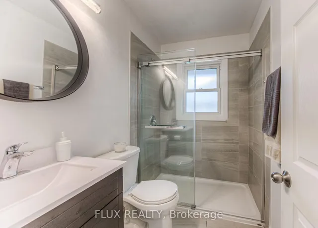 Additional image 49 of 98 Harber Ave