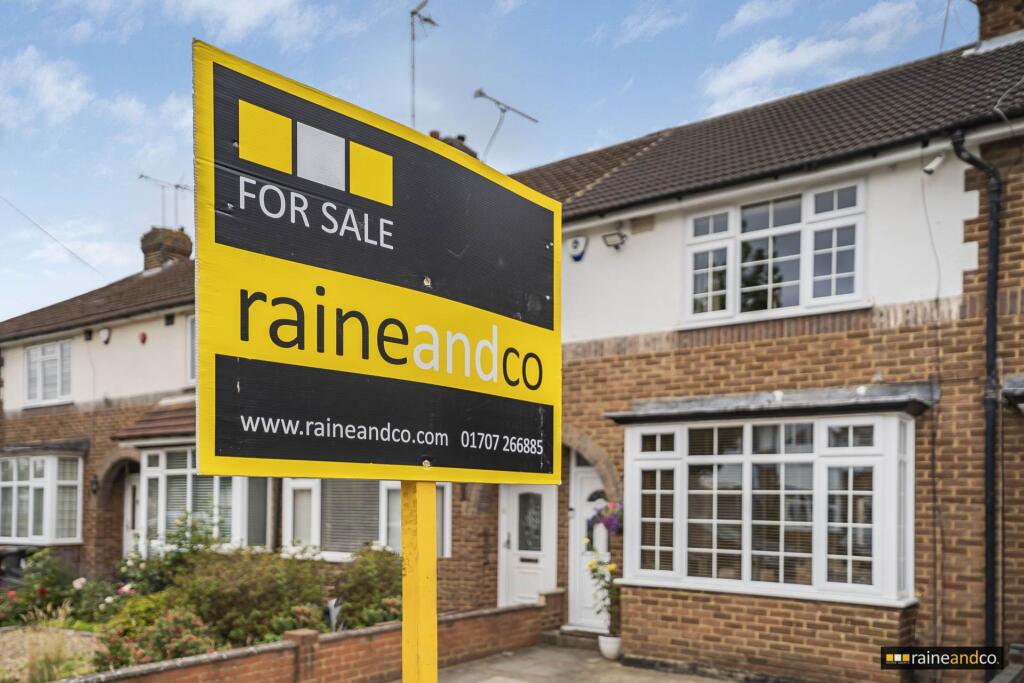 Additional image 13 of Heathcote Avenue, Hertfordshire