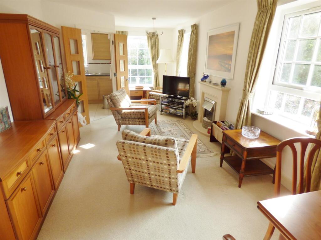 Additional image 3 of Claridge House, Church Street, Littlehampton