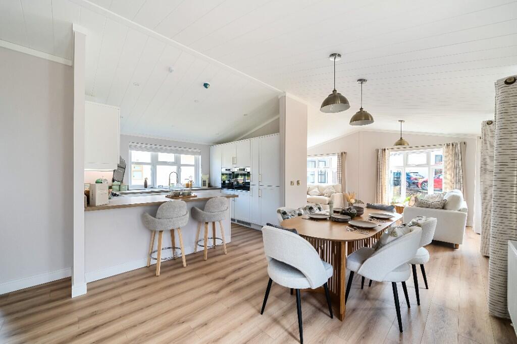 Additional image 4 of Silver Mists, 
Hurn Road,
St Leonards, 
Dorset, 
BH24 2BU