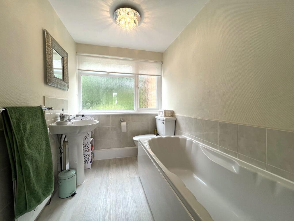 Additional image 18 of Three Oaks Road, Wythall