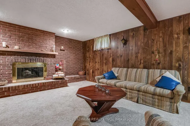 Additional image 18 of 105 Silverspring Cres