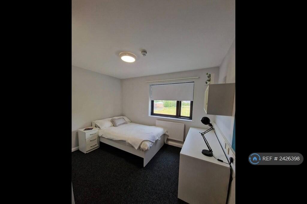 Additional image 2 of Laila House, Bradford, BD5