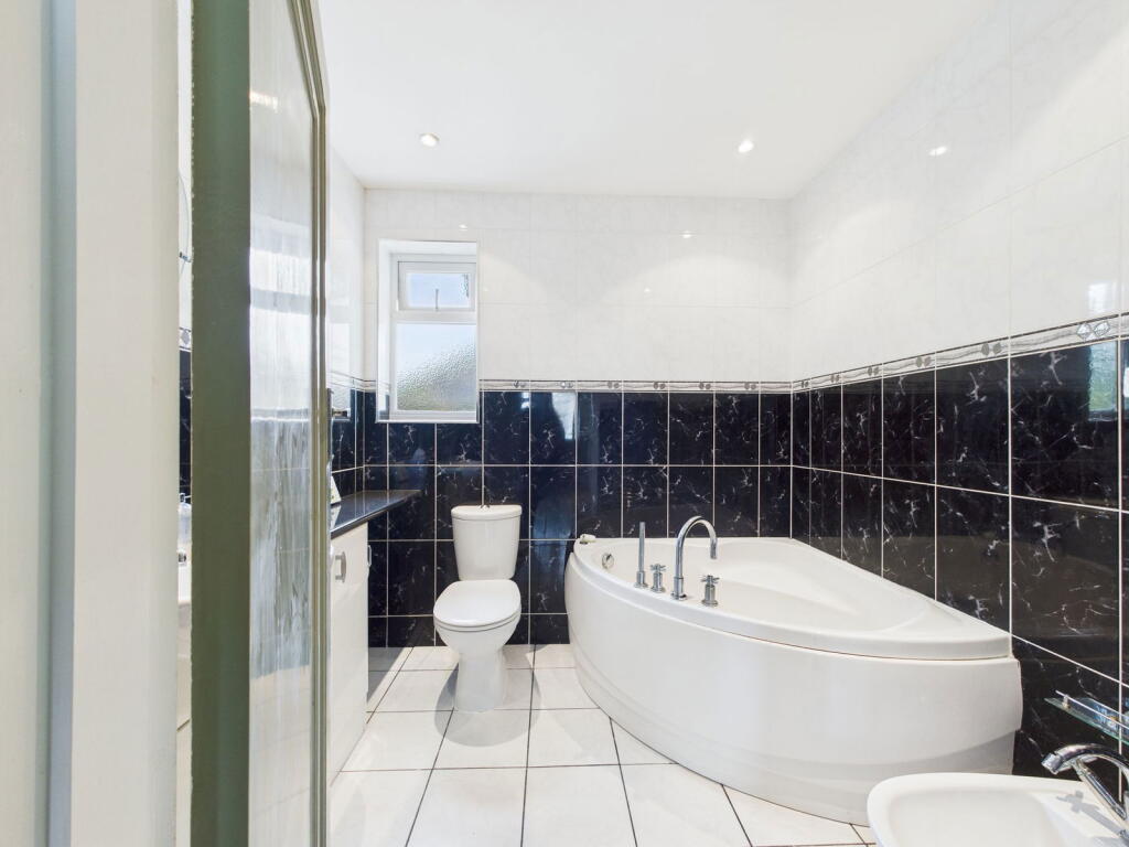 Additional image 8 of Coombe Rise, Findon Valley, Worthing BN14 0ED