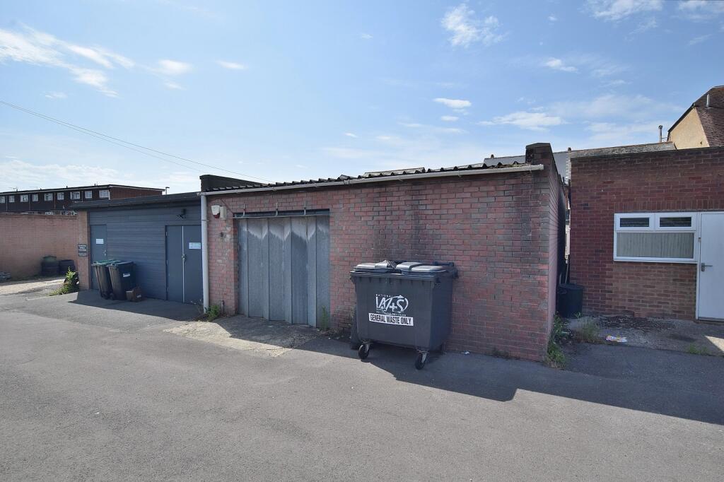 Additional image 13 of Old Milton Road, New Milton, Hampshire. BH25 6DQ