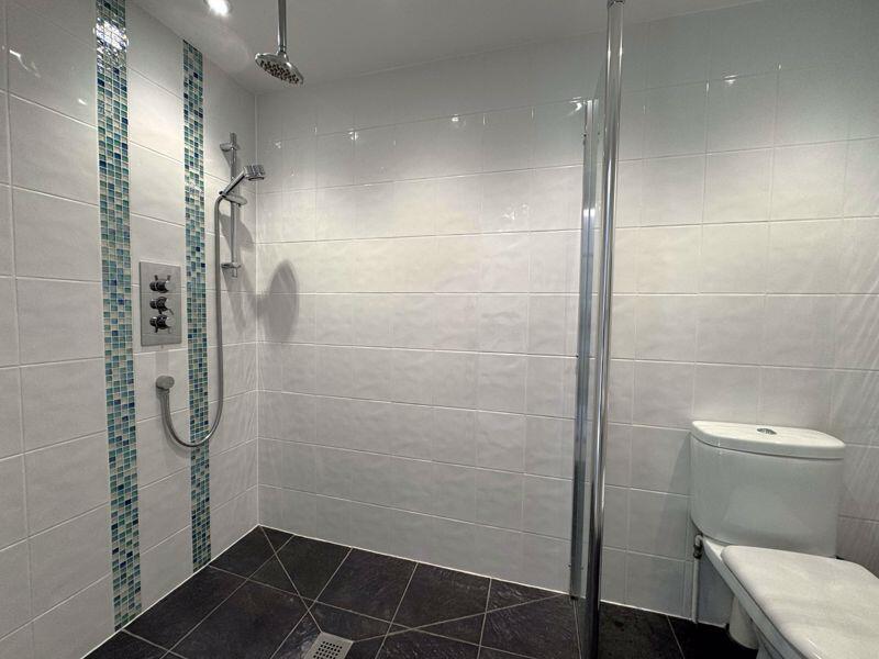 Additional image 14 of Superb Newly Renovated Ground Floor Garden Flat With Direct Sea Views